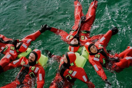 2 Hours Urban Arctic Floating Activity in the Harbours of Tromsø