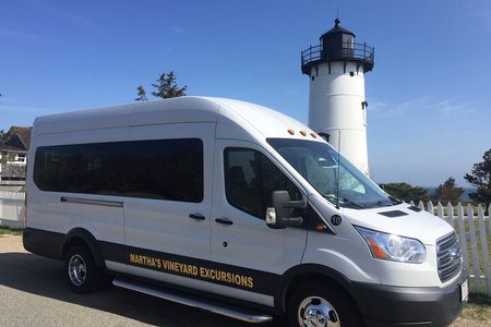 Best of Martha's Vineyard 3 hour Full-Island Tour
