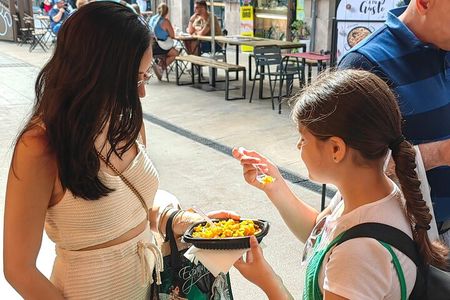 Barcelona Guided Street Food Tour and Gothic Quarter Visit