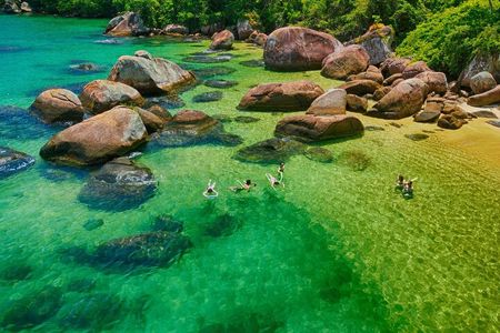 Highlights of Abraão and Enseada das Estrela in a 4-hour tour