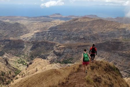 Hiking Pico de Antónia – Summit Adventure & Scenic Views
