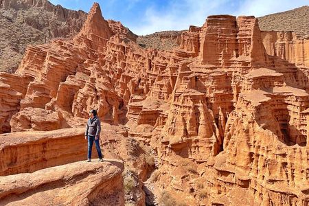 1 Day to Burana Tower, Kok Moinok Canyon, Hot Springs