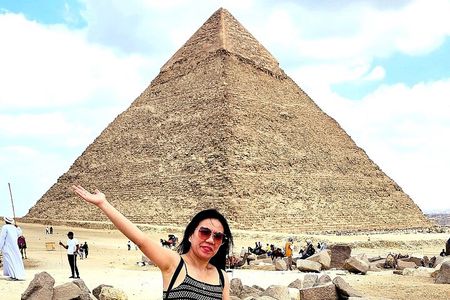 Giza Pyramids ,Camel Ride & Dinner Show Private Tour 