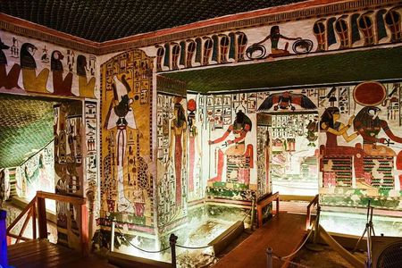 Private Tour Valley of the kings Tombs Artisans Valley and Others