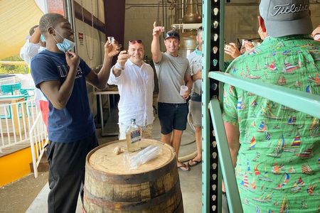 Historic Island Tour plus rum cake sample and a local beer