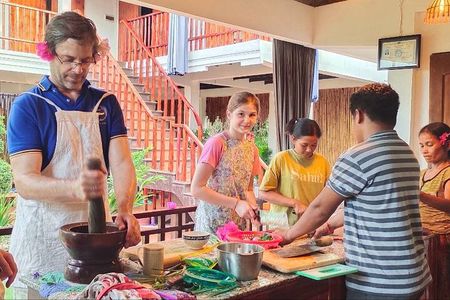 Phnom Penh’s Hands-On Khmer Cooking Class in the Countryside