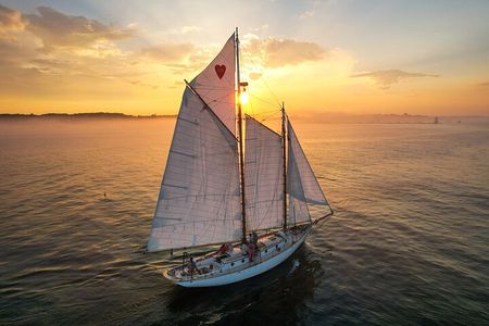 2 Hours Sunset Private Charter on Heart's Desire in Casco Bay