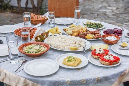 Heraklion - Walking city tour with food tasting 