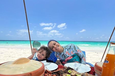 Zanzibar snorkeling + sandbank picnic Pungume Island 