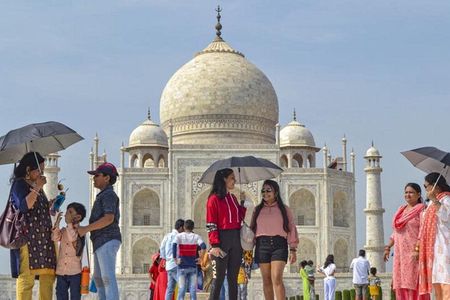 Same Day Taj Mahal Tour from Delhi by Car