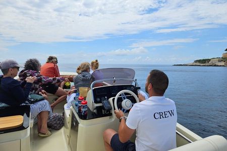 Private 3-hour Speedboat Our Lady of the Rock and Blue Cave