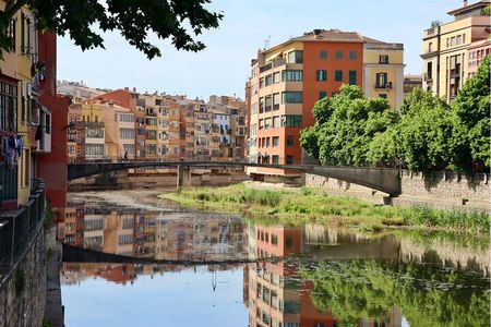 Girona Walking Tour: Explore Top Sights & Hidden Gems