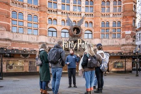 London: Harry Potter Walk, Hop-on Hop-off Bus Tour and Cruise
