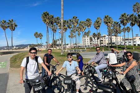 Santa Monica and Venice Beach 3-Hour Bike Guided Tour 