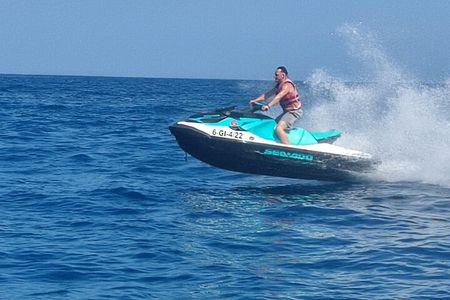 Fuengirola: Alquiler Jet ski 30 min / 1 hour