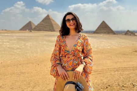 Private Tour in Giza Pyramids Sphinx with VIP Lunch