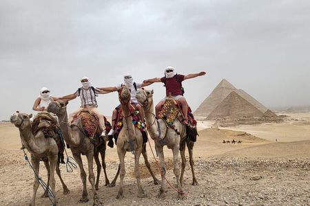 Hurghada Cairo Pyramids day tour by plane - Small group