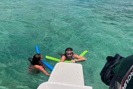 Private Boat - Snorkeling, Star Island & Dolphin Spotting