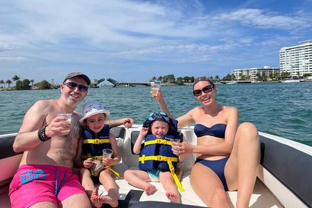 Private Boat Tour Adventure in Miami Celeb Homes, Snorkeling, Fun