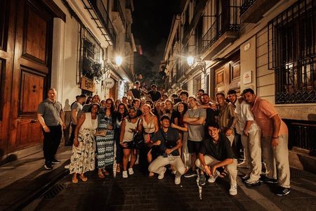 Pub Crawl Valencia | The Biggest | Club Entry Included