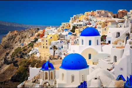 Sightseeing Private Full Day Tour in Santorini
