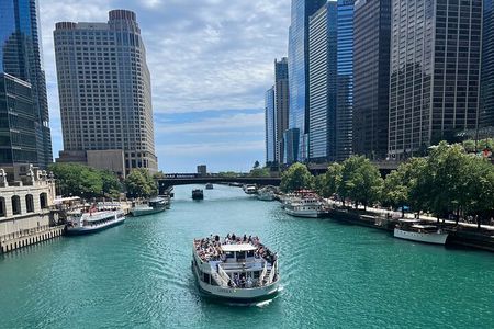Private Downtown Chicago TV and Movie Sites Guided Walking Tour