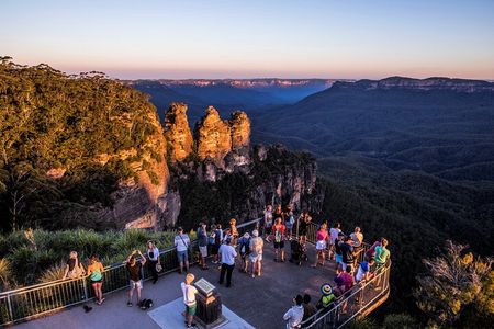 Blue Mountains Sunset Nature-based & Waterfall Tour from Sydney