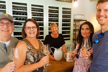 Martinborough Foodie Half Day Tour from Wellington