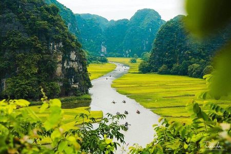 Hanoi- Ninh Binh Luxury Day Trip Small Group of 8: Hoa Lu,Tam Coc
