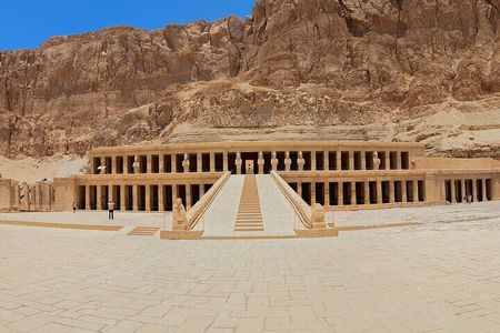 All Inclusive Day Tour to Luxor West and East Banks with Lunch