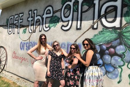 Kelowna Wine Tour - Okanagan Vineyards