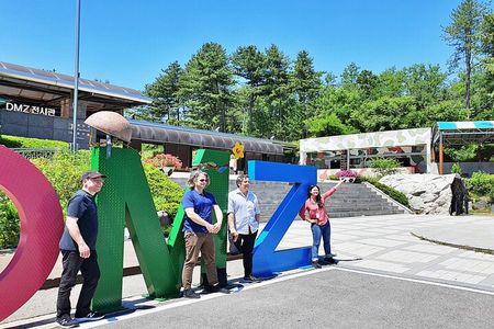 Small-Group DMZ Tour w/ North Korea Experience Hall & Susp.Bridge