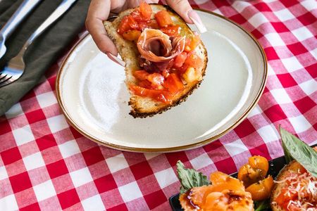 Taste of Pietermaai: Self-Guided Food & Culture Tour