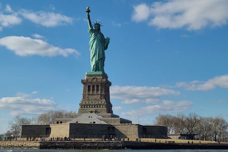 60-Minute Statue of Liberty Sightseeing Cruise
