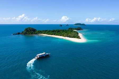 All Inclusive Day Tour to Frankland Islands Great Barrier Reef