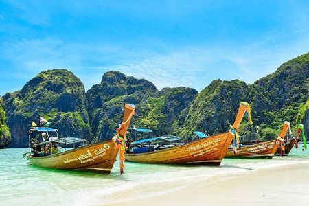 Phi Phi Islands Day Tour from Khaolak