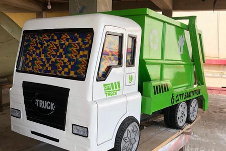 Half Day Fantasy Coffins and Art Tour in Accra.