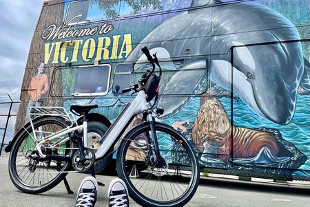 Victoria City Highlights E-Bike Tour - Castle Hoods & Legends