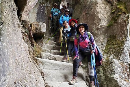 Private 4 Day Inca Trail Trek Tour to Machu Picchu
