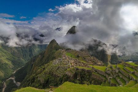 Short Inca Trail to Machu Picchu (2D-1N)