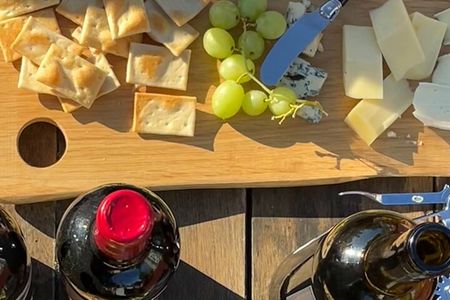 Cruise tour in Groningen with Cheese and Wine