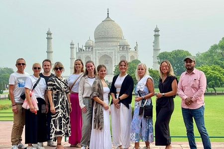 From Delhi: 3 Days Private Golden Triangle India Tour