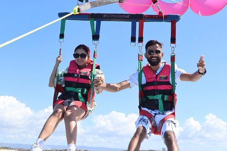 Gold Coast Parasailing – Tandem & Triple Flights