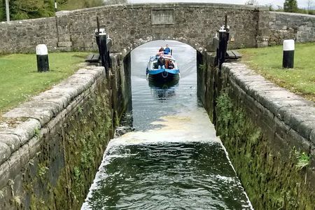 Digby Lock Cruise - Mid Week