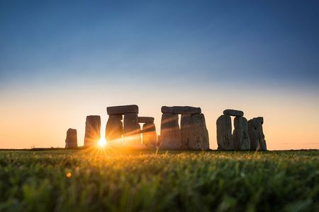 Windsor, Stonehenge and Bath Day Trip from London