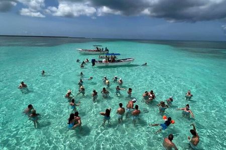 Hip Hop Beat and Live Dj Adults Only Party Boat and Free drinks