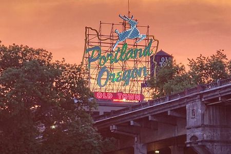 2-Hour Sunset River Cruise on the Stunning Willamette River