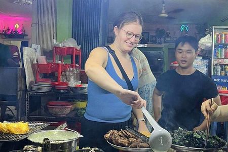 Ho Chi Minh City: Mouth-Watering Street Food Tour By Motorbike