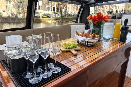 Amsterdam Before The Crowds Morning Canal Cruise