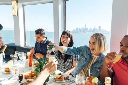 Chicago Signature Brunch Cruise on Lake Michigan